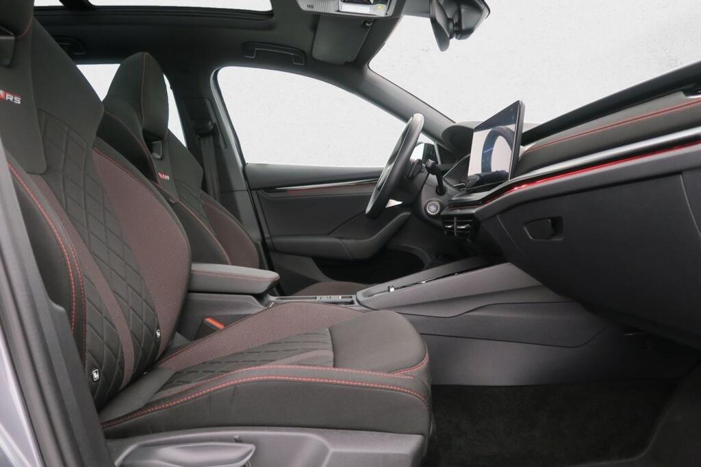 Skoda Octavia COMBI RS 2.0 TSI 265 CV DSG 5P 21