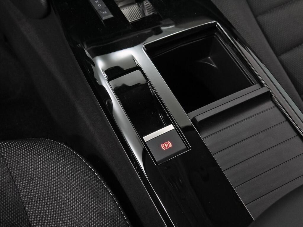 Citroën C4 Hybrid 145 ë-DCS6 Plus 29