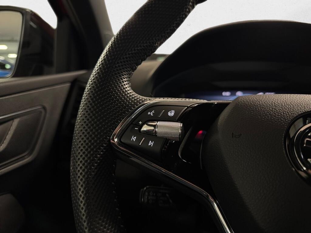 Skoda Karoq 2.0 TSI 140kW (190CV) DSG 4X4 Sportline 9