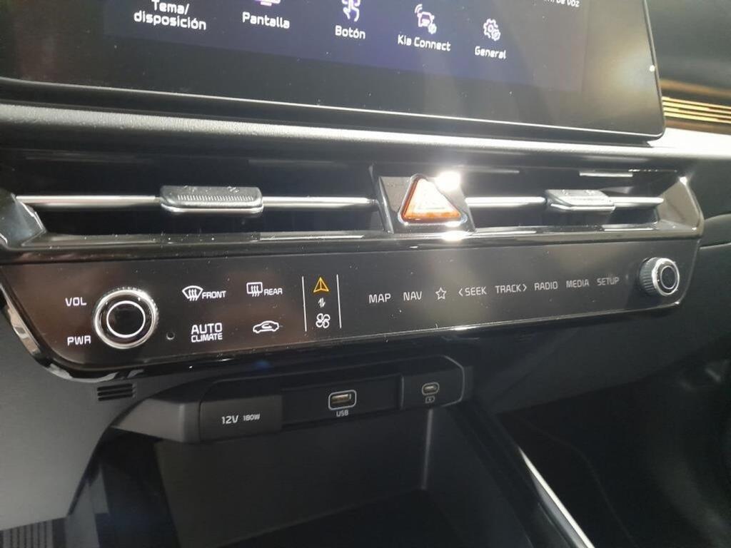 Kia Niro 1.6 GDi HEV 104kW (141CV) Drive 22