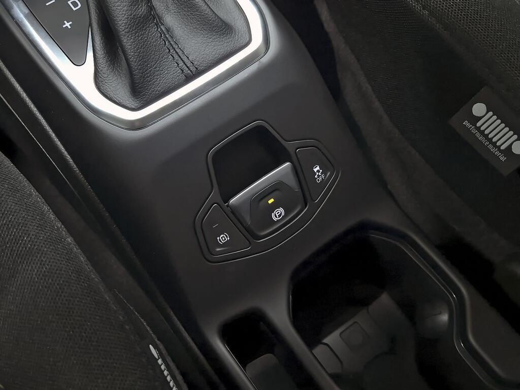 Jeep Renegade 4xe North Star 1.3 PHEV 240hp AT EAWD 32