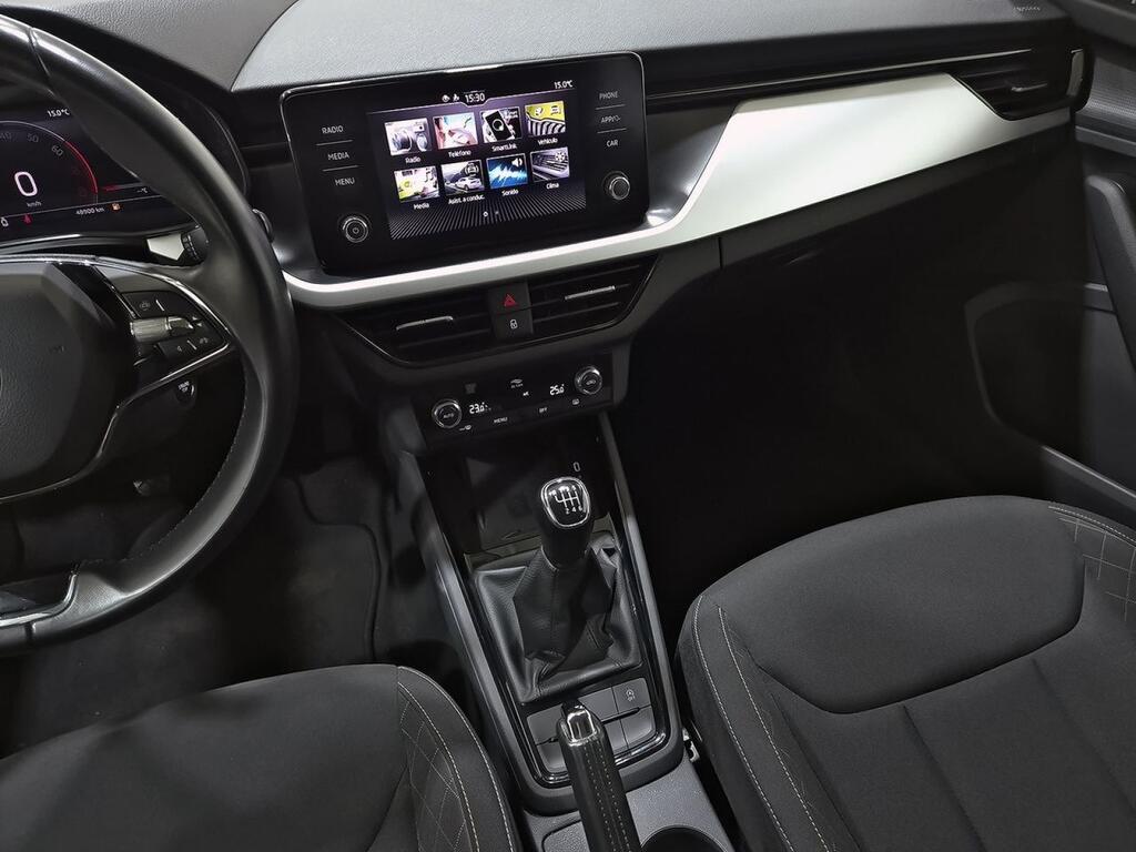 Skoda Kamiq 1.0 TSI 81kW (110CV) Ambition 28