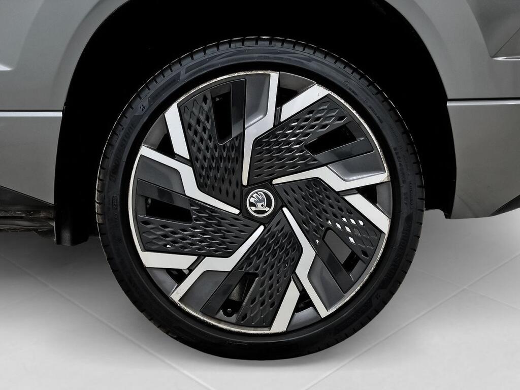 Skoda Karoq 1.5 TSI 110kW (150CV) DSG ACT Sportline 8