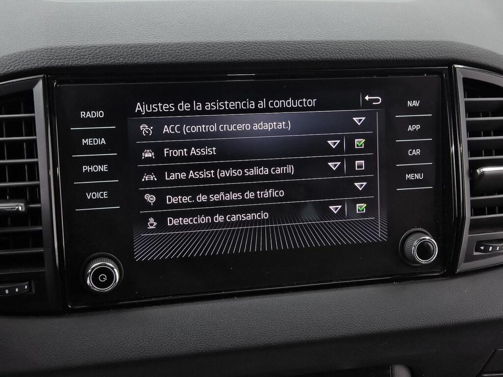 Skoda Karoq 1.5 TSI 110kW (150CV) DSG ACT Sportline 27