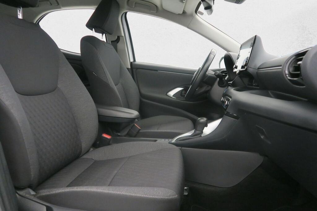 Toyota Yaris ACTIVE 1.5 VVT-I HYBRID TECH 116 CV 5P 18