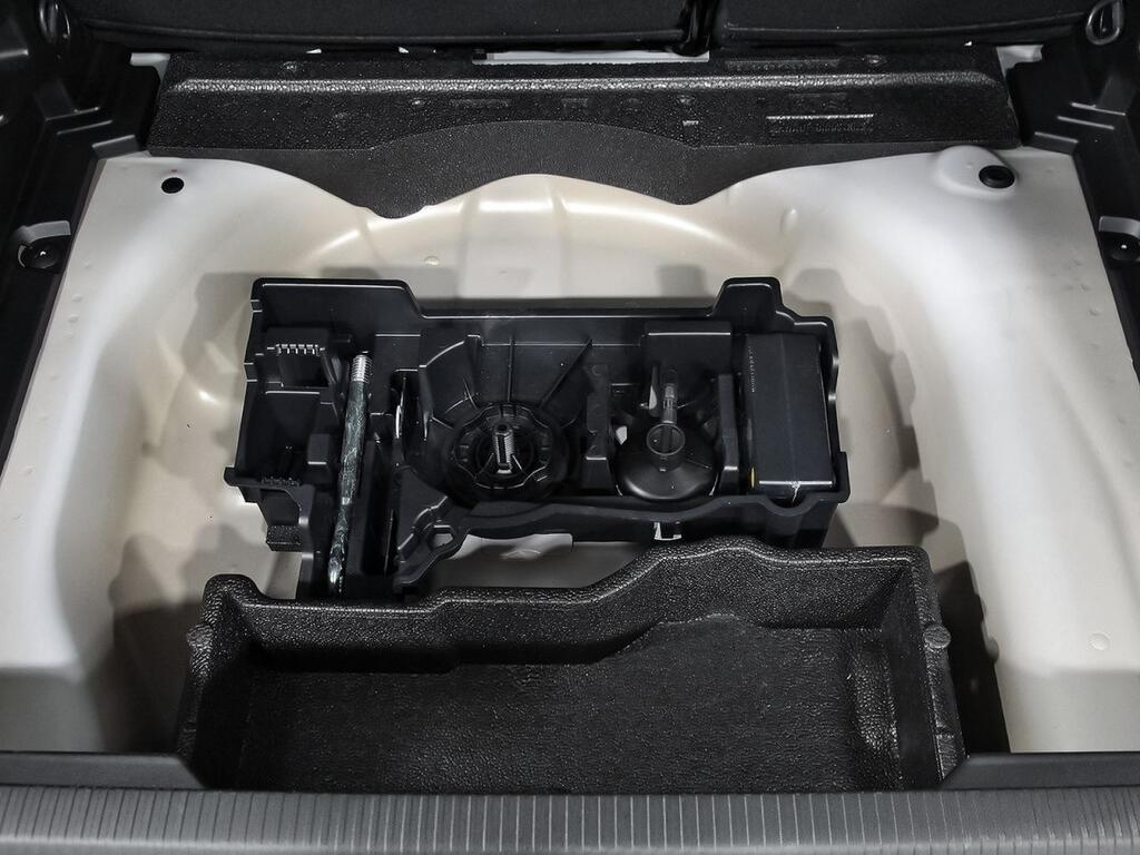 Peugeot 2008 N2008 Allure Hybrid 145 eDCS6 41