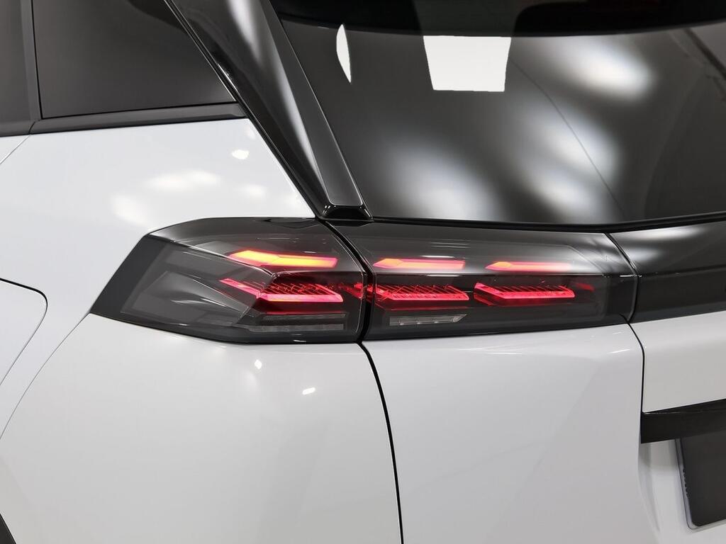 Peugeot 2008 N2008 Allure Hybrid 145 eDCS6 40