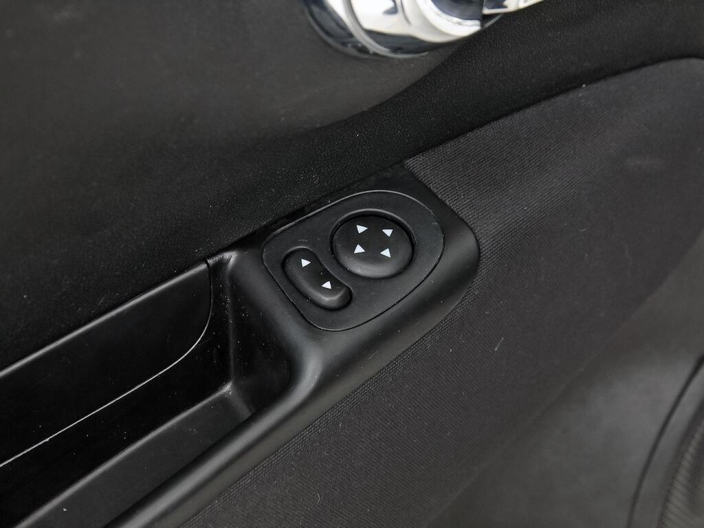 Fiat 500 Dolcevita 1.0 Hybrid 51KW (70 CV) 13