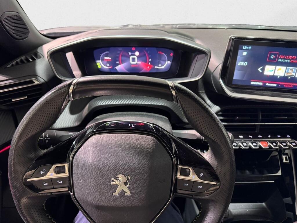 Peugeot 2008 GT Puretech 130 S&S BVM6 14