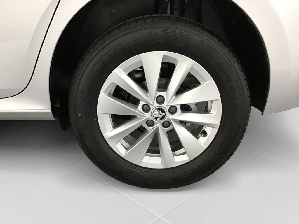 Skoda Kamiq 1.0 TSI 70kW (95CV) AMBITION 8