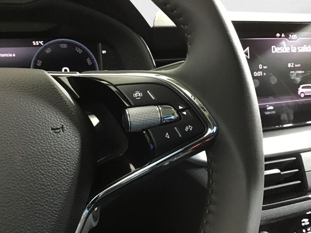 Skoda Kamiq 1.0 TSI 70kW (95CV) AMBITION 12