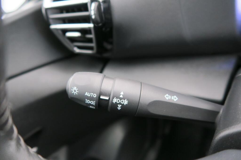 Citroën C4 PLUS 1.2 PURETECH 130 CV 5P 9