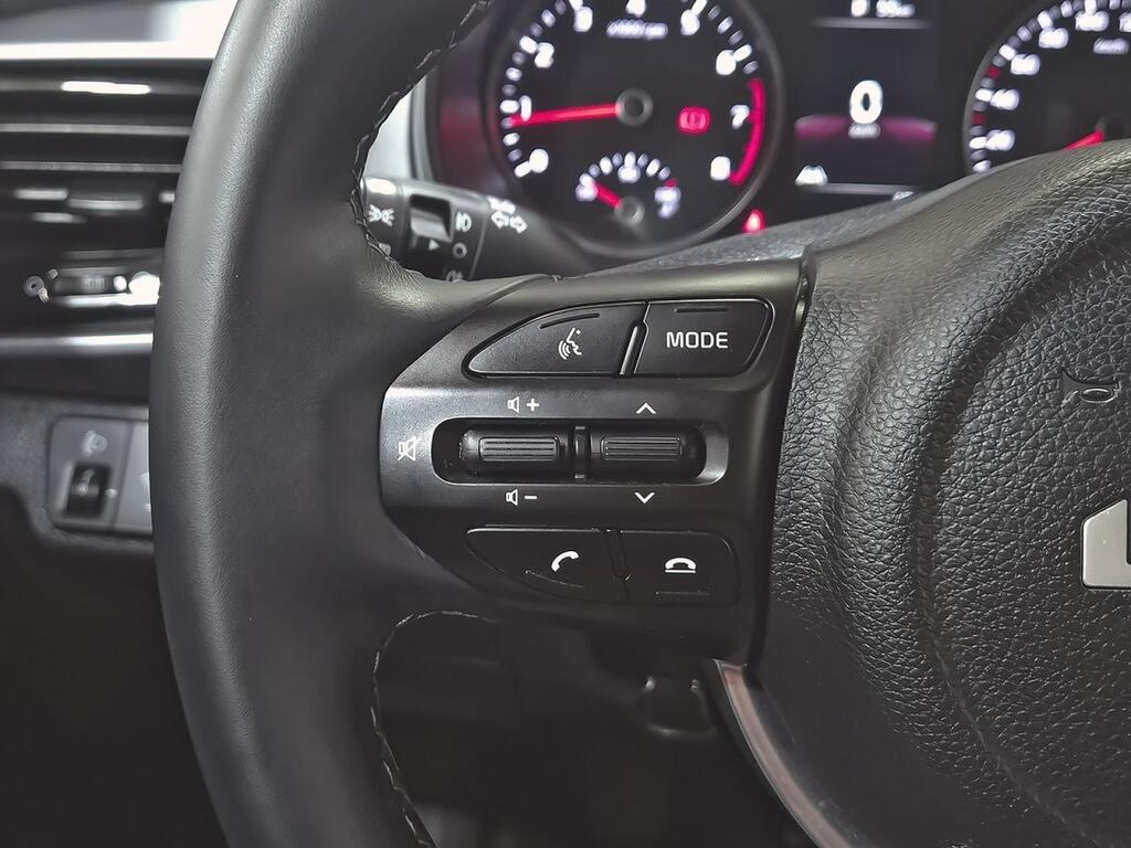 Kia Stonic 1.2 DPi 62kW (84CV) Drive 16