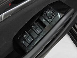 Mazda 3 2.5L E-SKY G MHEV 103kW 6AT Prime-line 12
