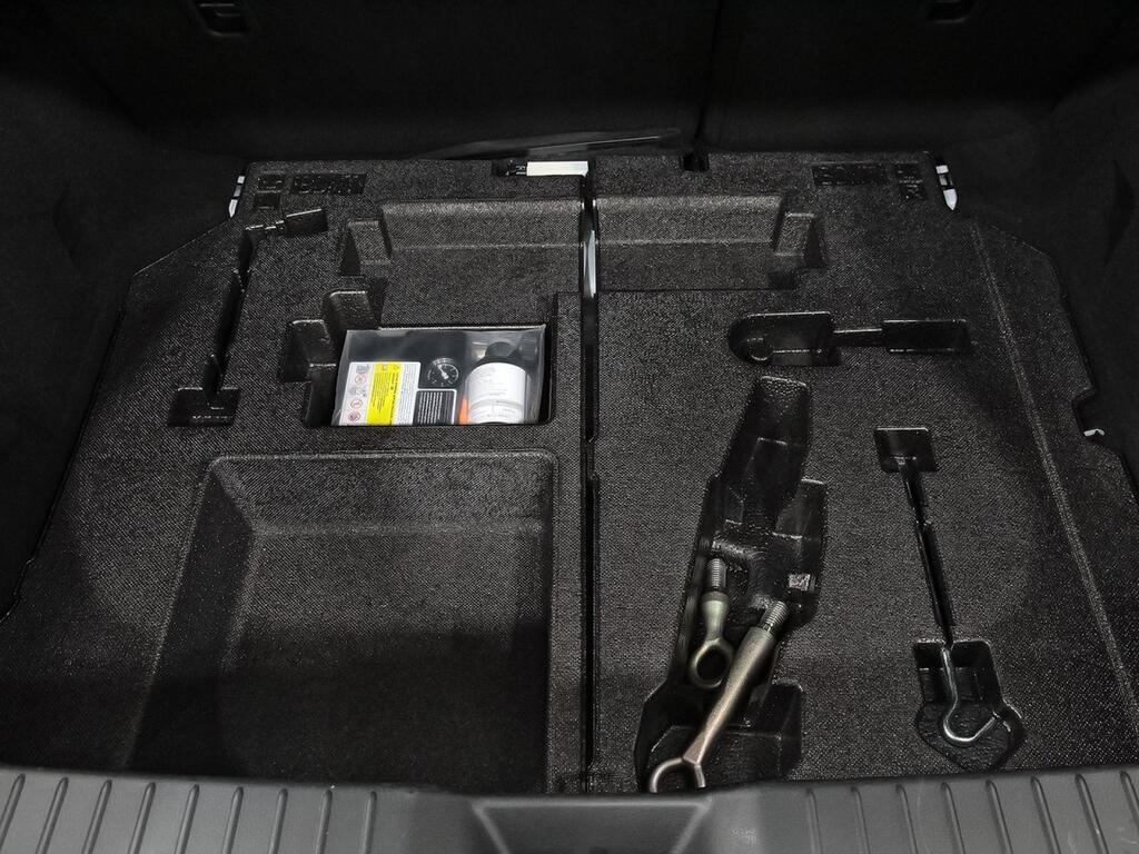 Mazda 3 2.5L E-SKY G MHEV 103kW Prime-line 36