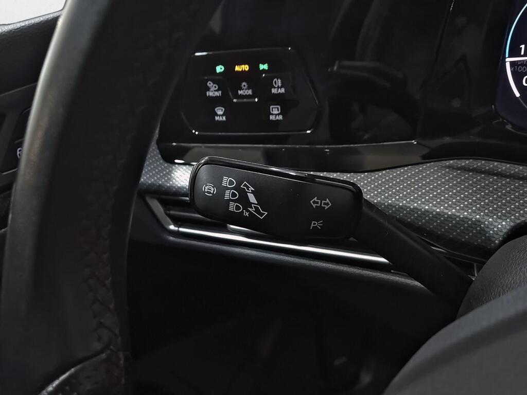 Volkswagen Golf R-Line 1.5 eTSI 110kW (150CV) DSG 15