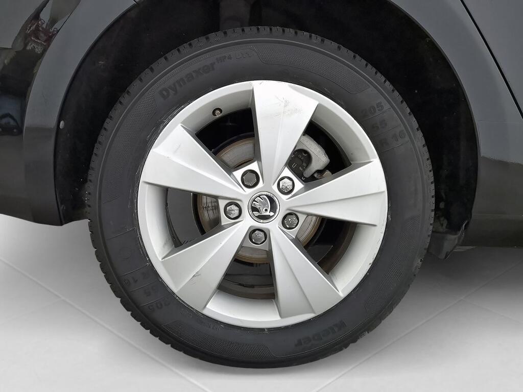 Skoda Octavia Combi 1.5 TSI 110KW (150CV) DSG Ambition 10