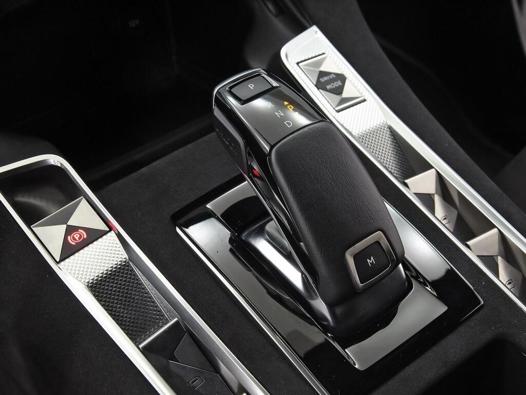 DS DS 7 BlueHDi 130 Automático PERF LINE + 35