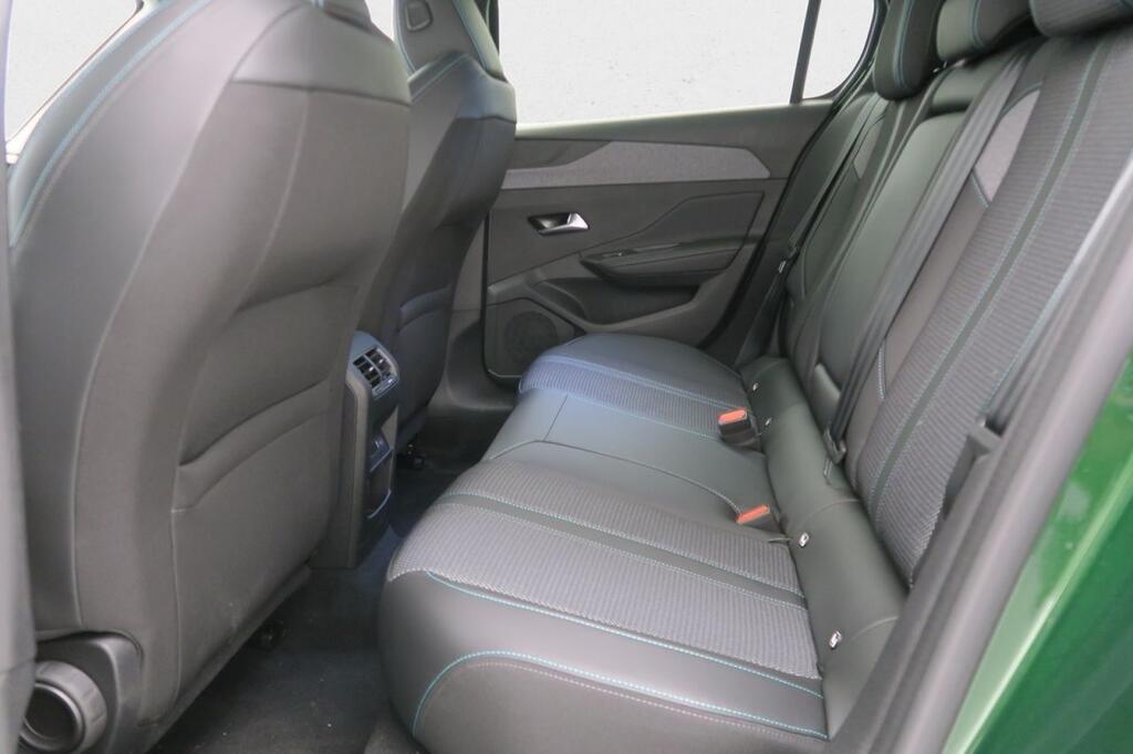 Peugeot 308 5P Allure Hybrid PHEV 180 e-EAT8 16