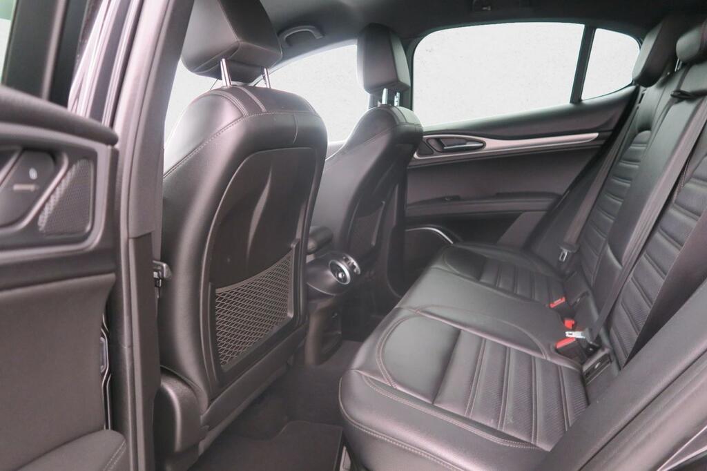 Alfa Romeo Stelvio VELOCE 2.2 D TURBO 210 CV AUTO 4WD 5P 19