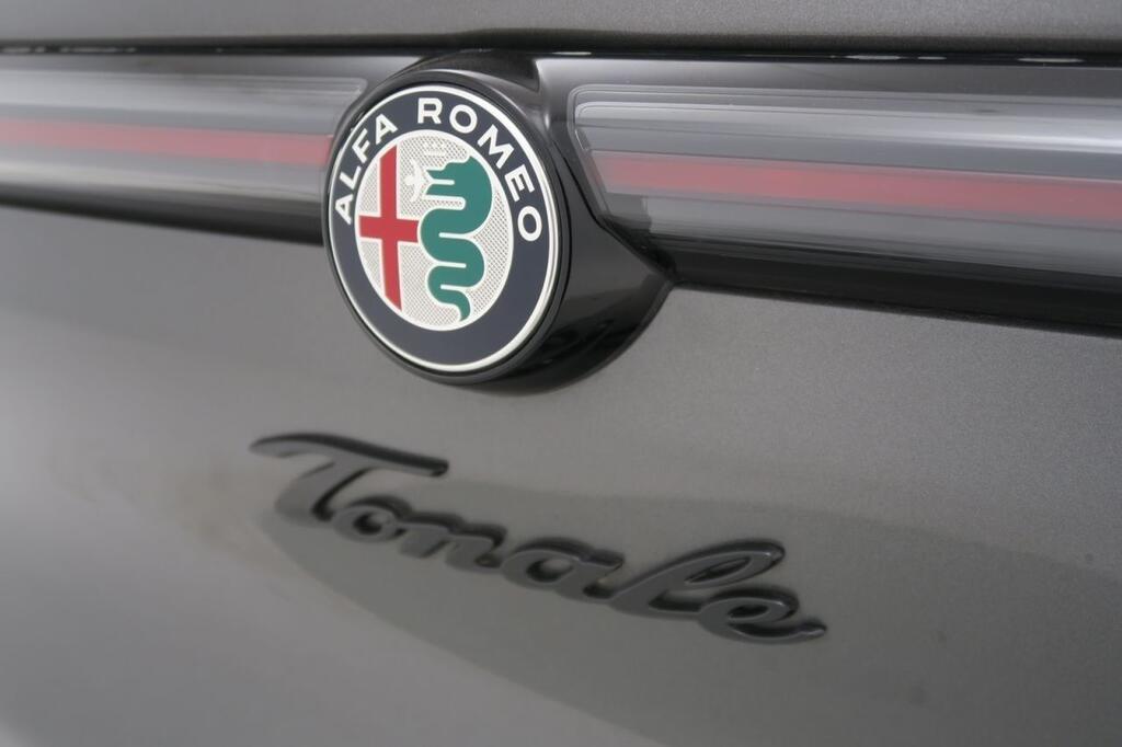 Alfa Romeo Tonale SPECIALE 1.3 MULTI-AIR PHEV 280 CV Q4 4WD 5P (TECHO) 22
