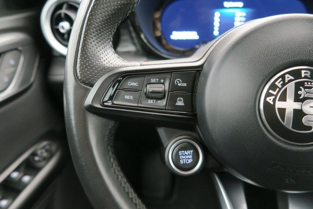 Alfa Romeo Tonale SPECIALE 1.3 MULTI-AIR PHEV 280 CV Q4 4WD 5P (TECHO) 12