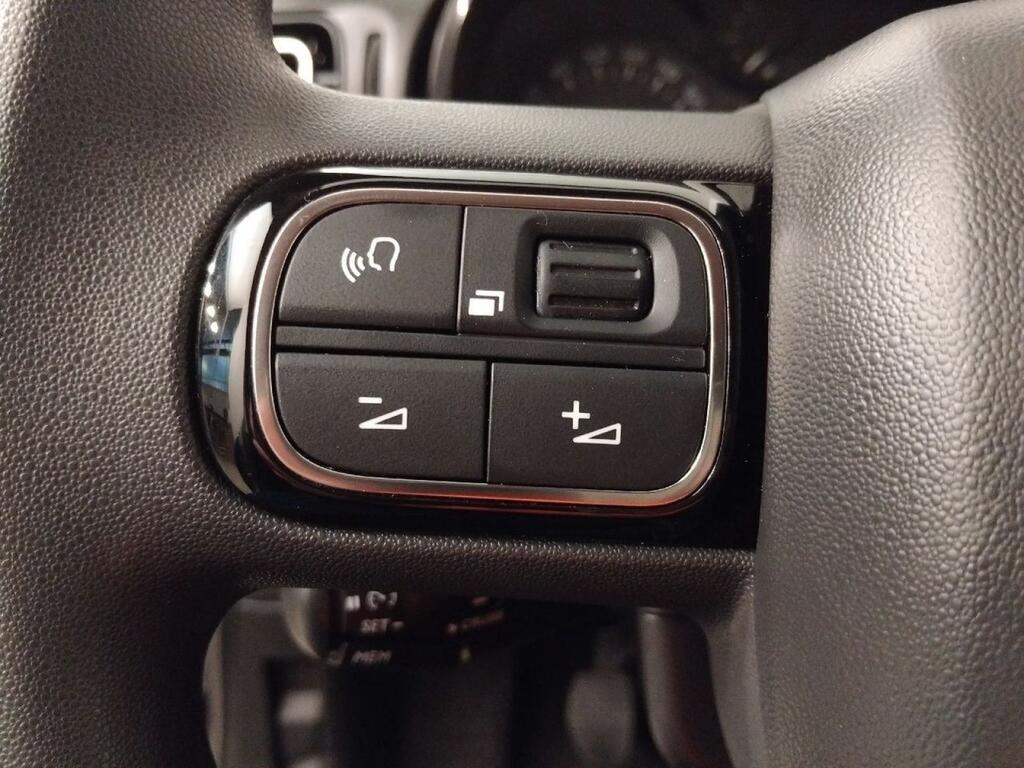 Citroën C3 SHINE 1.2 PURETECH 83 CV 5P 8