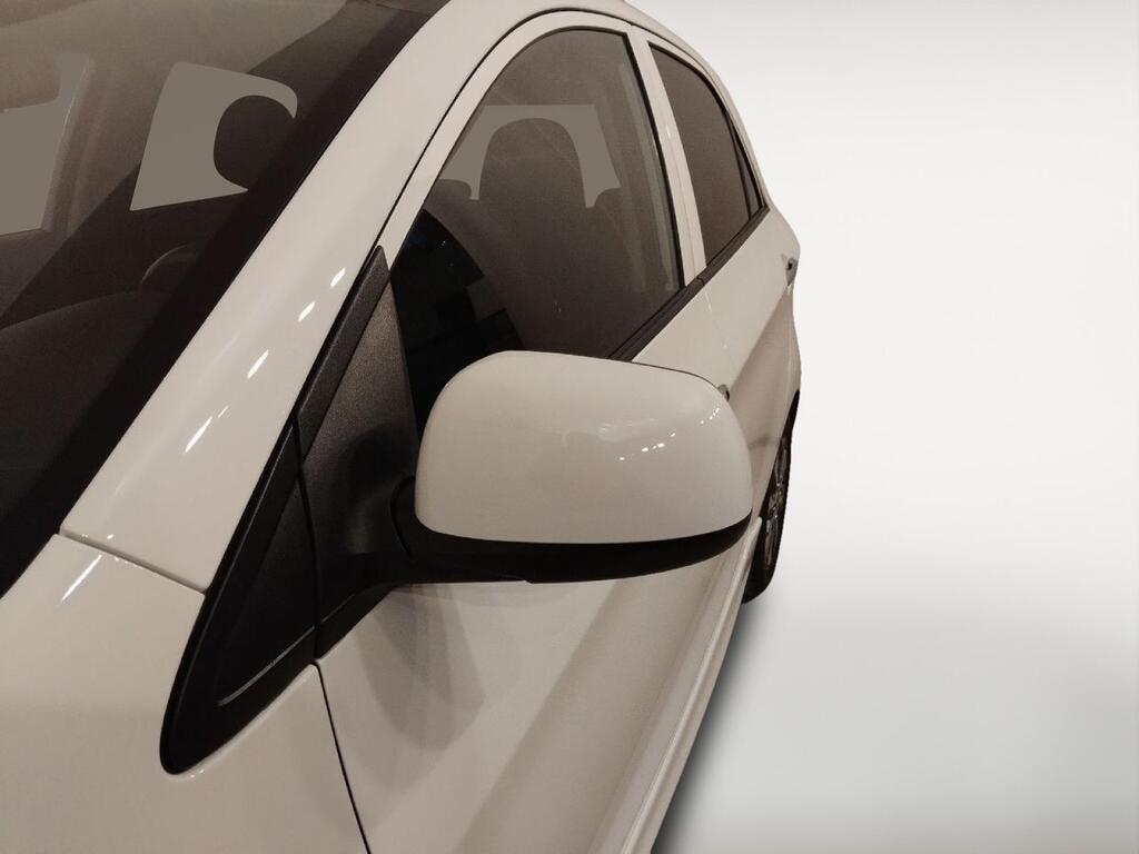 Kia Picanto X-TECH16 1.0 CVVT ECO-DYNAMICS 66 CV 5P 18