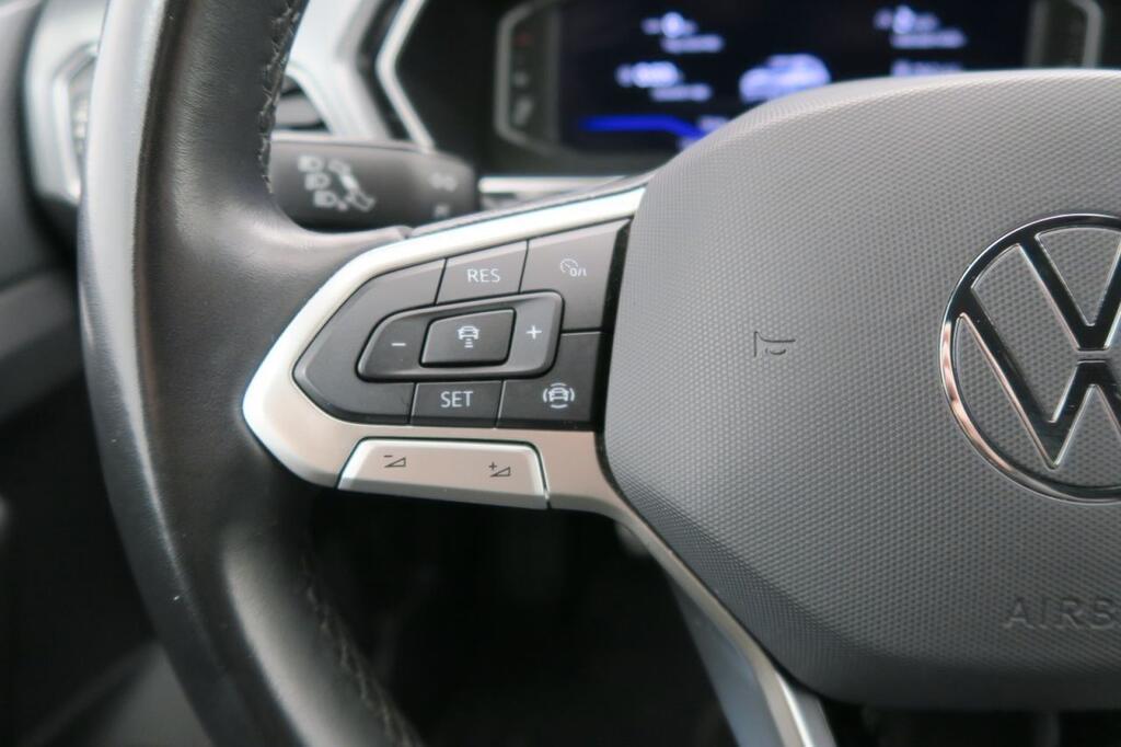 Volkswagen T-Cross SPORT R-LINE 1.0 TSI 110 CV 5P 15