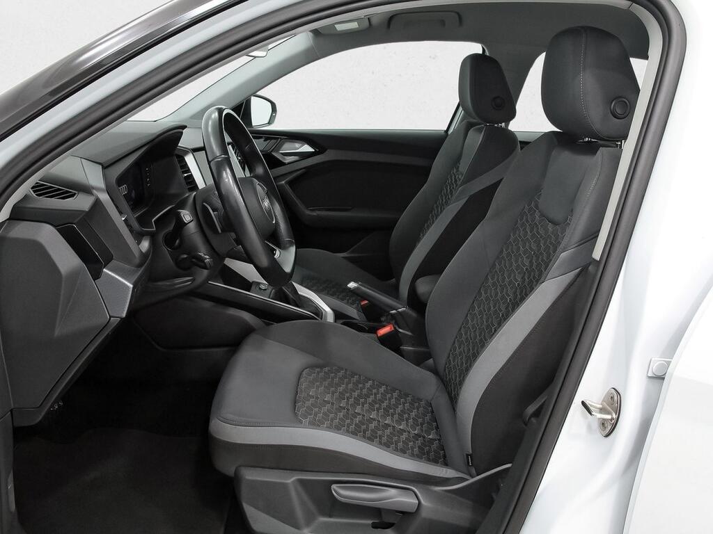 Audi A1 Sportback Adrenalin 30 TFSI 81kW S tron 8