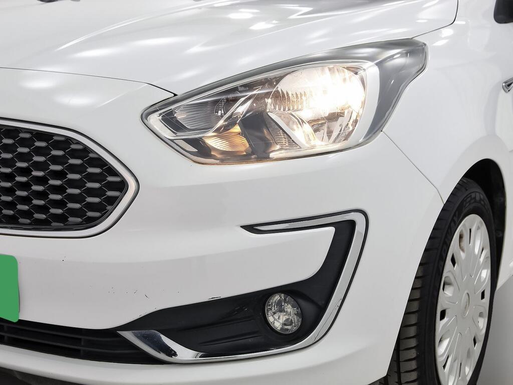 Ford Ka 1.2 Ti-VCT 51kW Essential 26
