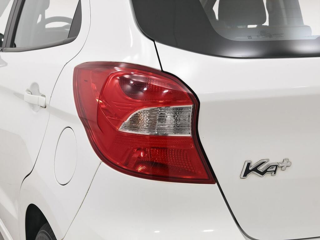 Ford Ka 1.2 Ti-VCT 51kW Essential 27