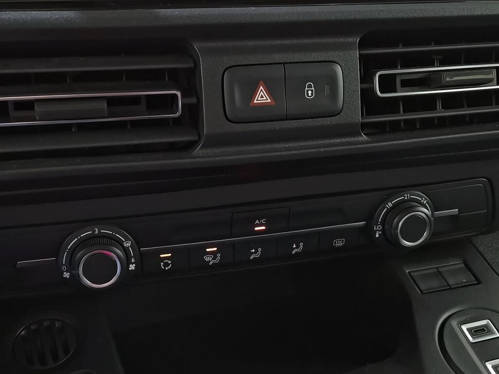 Citroën Berlingo Talla M BlueHDi 100 S&S PLUS 23