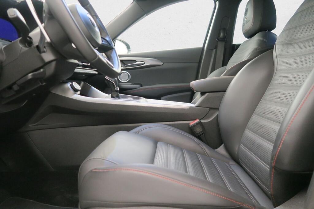 Alfa Romeo Tonale TRIBUTO 1.3 PHEV 280 CV Q4 MY 2024 5P 18