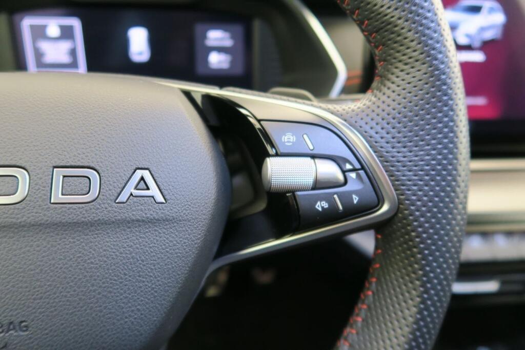 Skoda Octavia COMBI RS 2.0 TSI 265 CV DSG 5P 14