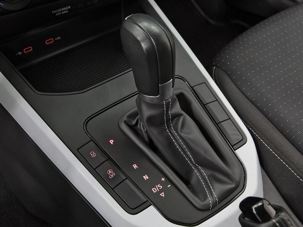 Seat Arona 1.0 TSI 81kW (110CV) DSG Style XM 26