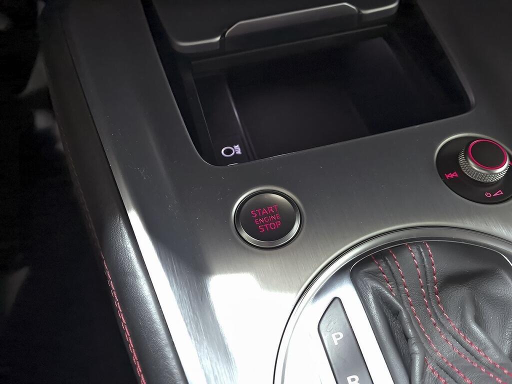 Audi TT 45 TFSI 180kW quatt. S tron B.Line Coupé 27
