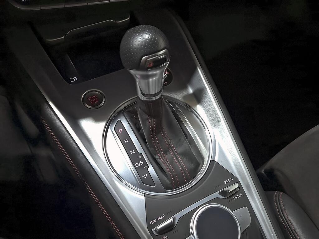 Audi TT 45 TFSI 180kW quatt. S tron B.Line Coupé 28