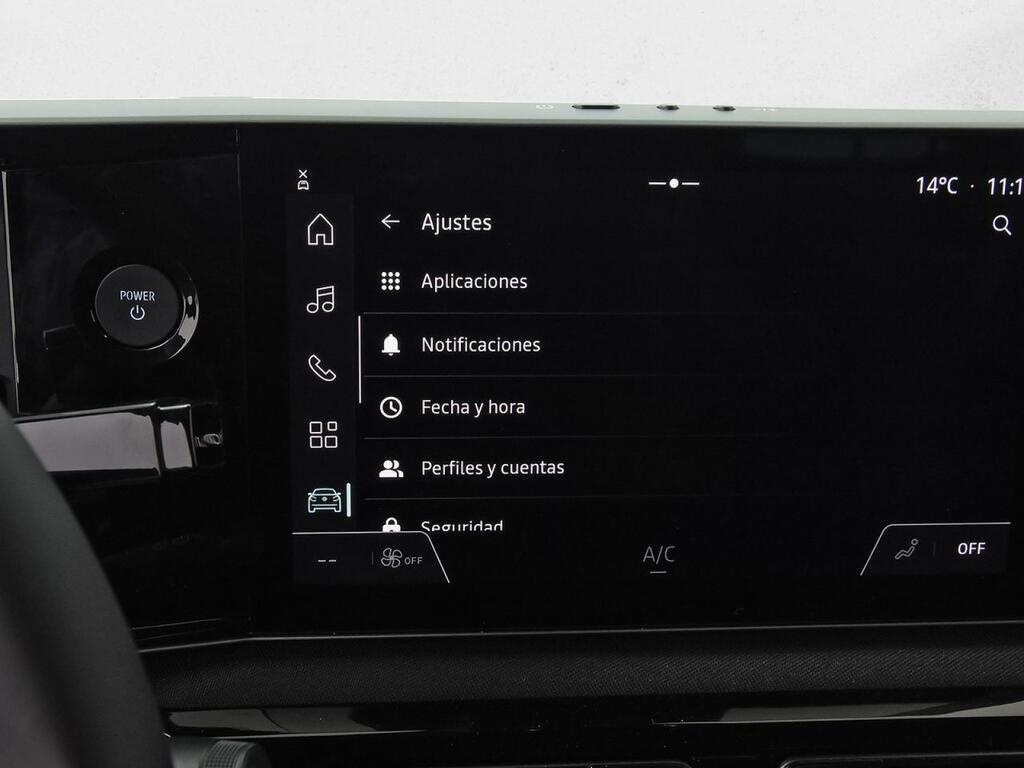 Nissan Micra Standard Range 4x2 N-Connecta 27