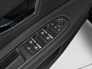 Nissan Micra Standard Range 4x2 N-Connecta 12