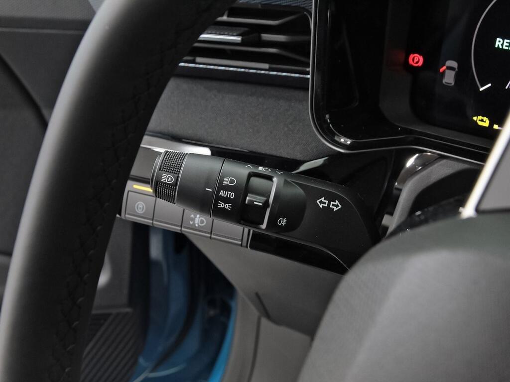 Nissan Micra Standard Range 4x2 N-Connecta 15