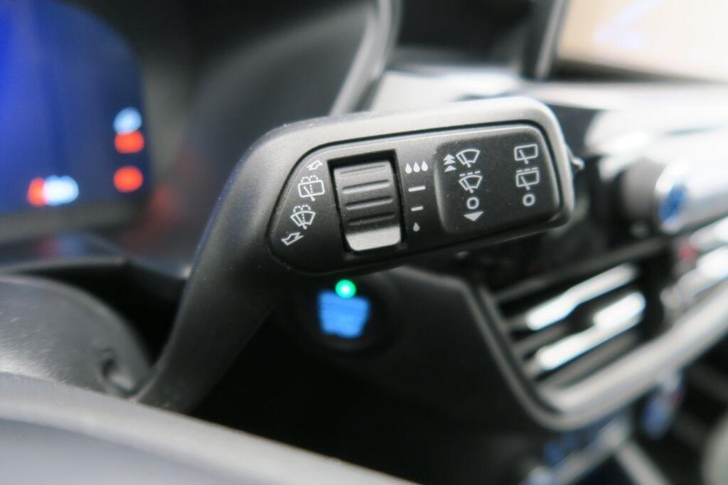 Ford Kuga ST-LINE X 2.5 FHEV 190 CV AUTO 5P 18