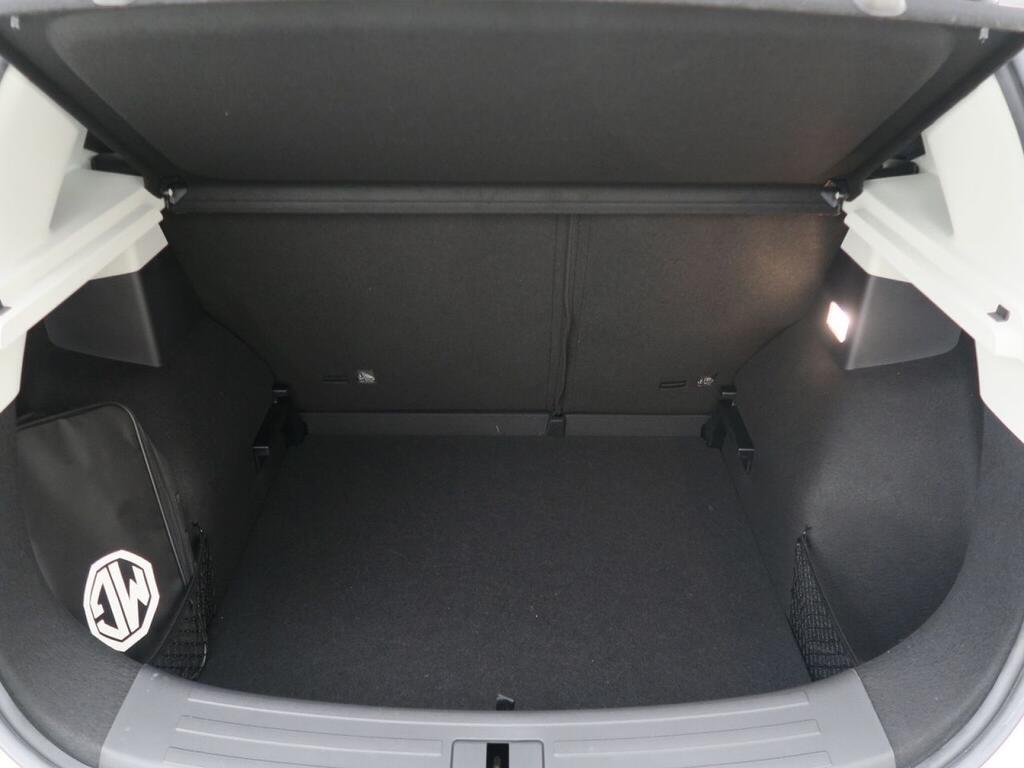 MG ZS LUXURY 45 KWH 143 CV 5P 15