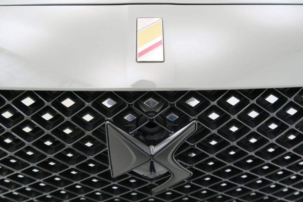 DS DS 7 SUV 1.6 PHEV E-TENSE 4X4 360 LA PREMIERE 4WD 360 5P 23