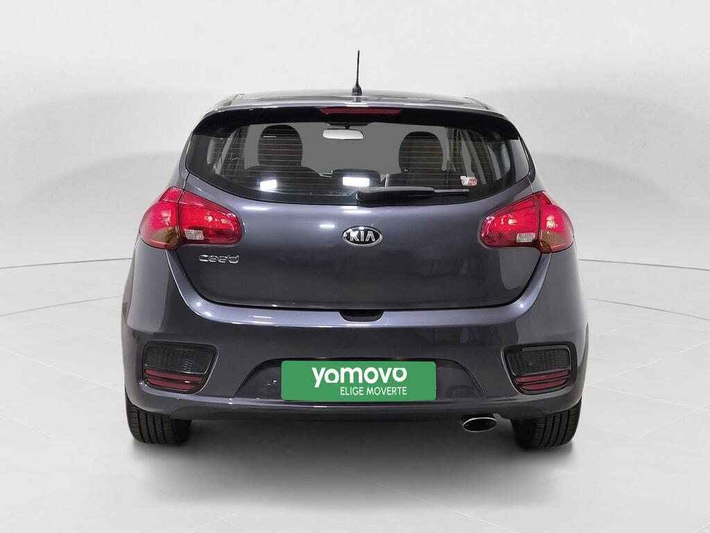 Kia Ceed 1.4 CVVT 74kW (100CV) Concept Plus 5