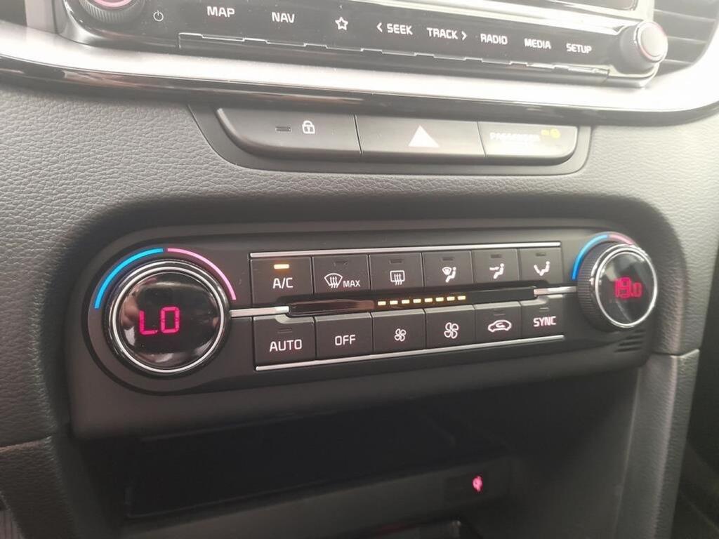 Kia Ceed 1.5 MHEV 103kW (140CV) Tech DCT 24