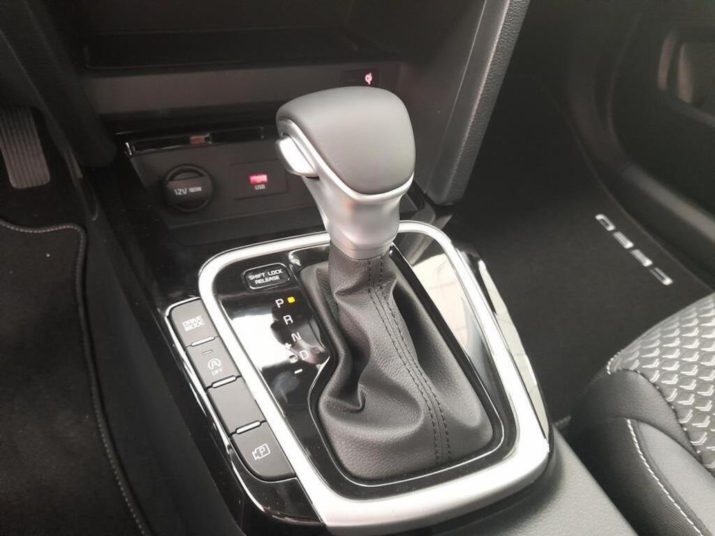 Kia Ceed 1.5 MHEV 103kW (140CV) Tech DCT 26