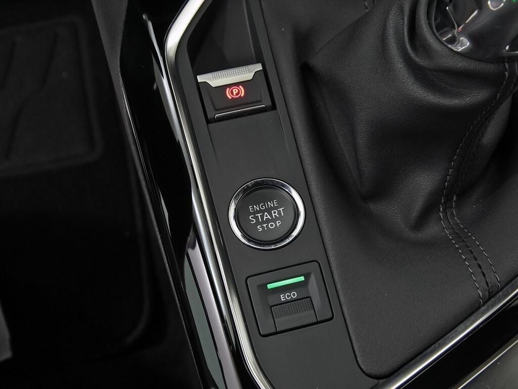 Peugeot 3008 1.2 PureTech 96KW S&S Allure Pack 27