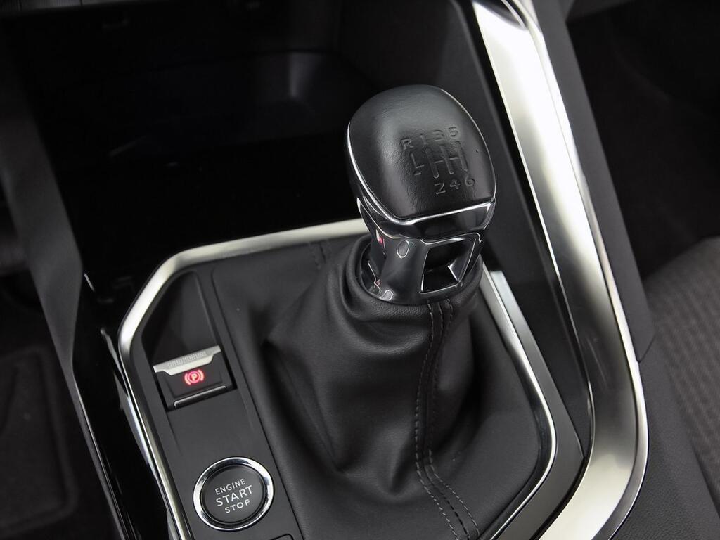 Peugeot 3008 1.2 PureTech 96KW S&S Allure Pack 28