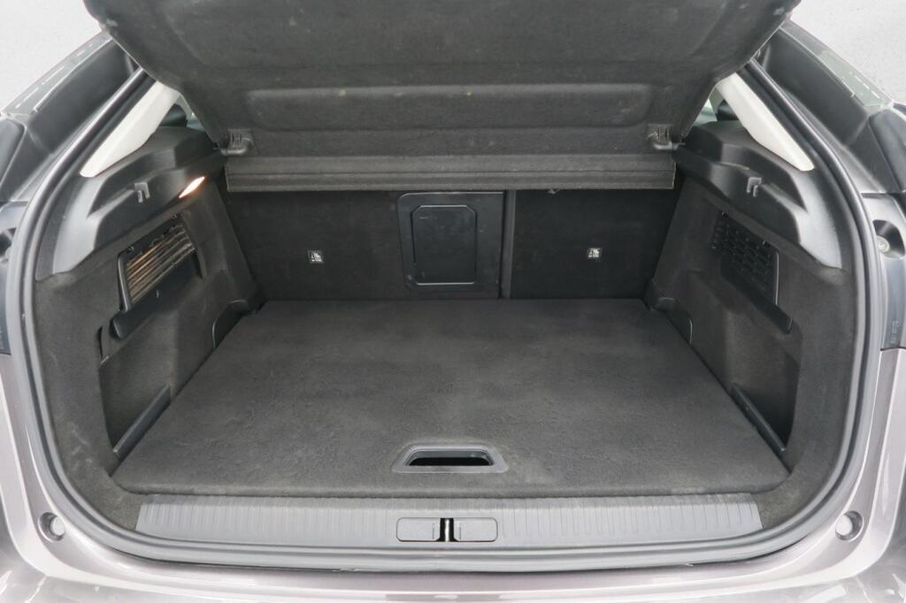 Citroën C4 SHINE 1.2 PURETECH 130 CV S&S 5P 22